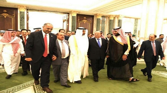 بعد اتفاق الشرعية والانتقالي اليوم.. هذا هو إسم رئيس الوزراء الجديد وهذه اسماء محافظ ومدير أمن عدن