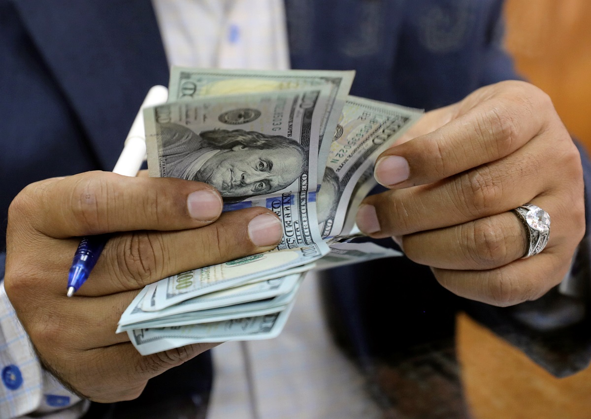 السعر الان…تغير طارئ ومفاجئ في اسعار صرف الريال اليمني مقابل الدولار والريال السعودي