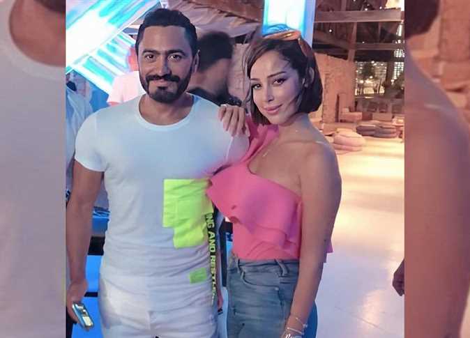 لماذا قرر  تامر حسني طلاق زوجته المغربية بسمة بوسيل؟