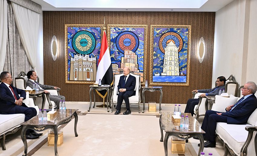 الرئيس العليمي يشيد بالتطور الذي تشهده العلاقات اليمنية الموريتانية