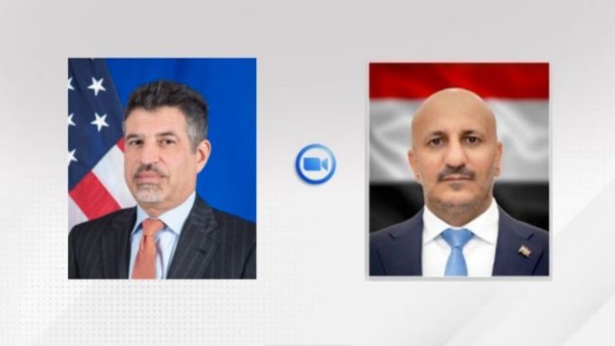 طارق صالح والسفير الأمريكي يبحثان المستجدات الدولية والإقليمية لدعم الشرعية اليمنية