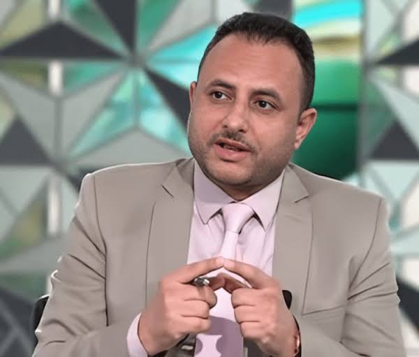 إيران والحوثي.. الولد للفراش وللحوثي القاذفات الأمريكية