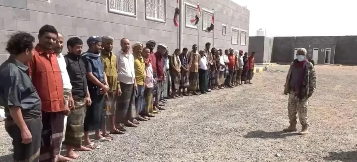 الإفراج عن 27 سجينًا معسرًا ومغررًا به في الساحل الغربي